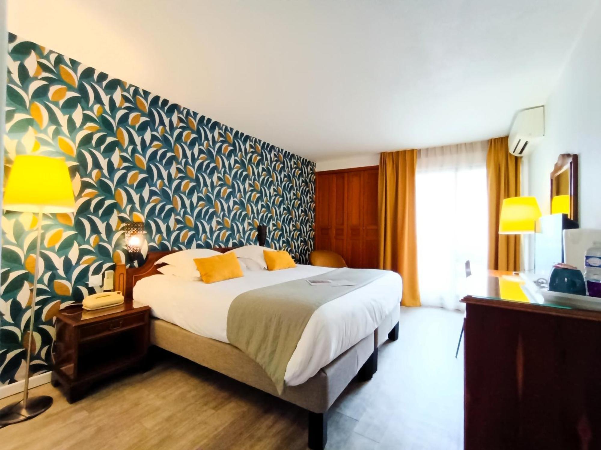 Hotel Des Tuileries Nimes Luaran gambar